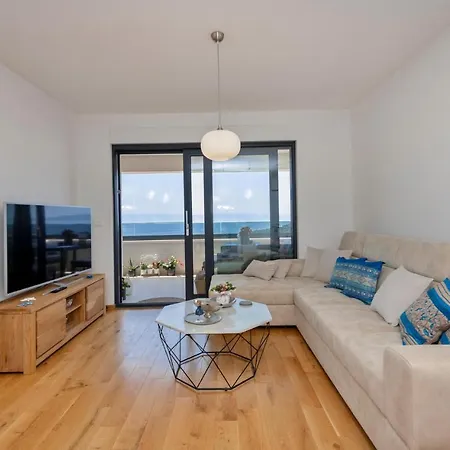 2 Bedroom In Apartamento *