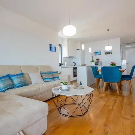 2 Bedroom In