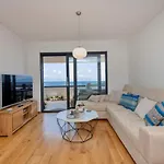 2 Bedroom In Apartment *