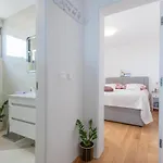 2 Bedroom In * Makarska
